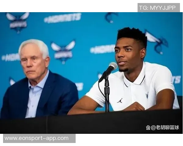 在乔治对比众星后为何最终选择小卡作为最强小前锋的原因分析